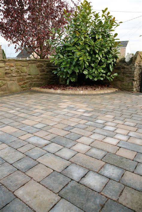 formpave aquasett permeable block paving.